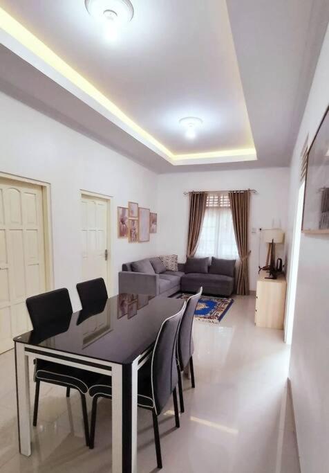 Kamiliya Homestay Ngabean Luaran gambar